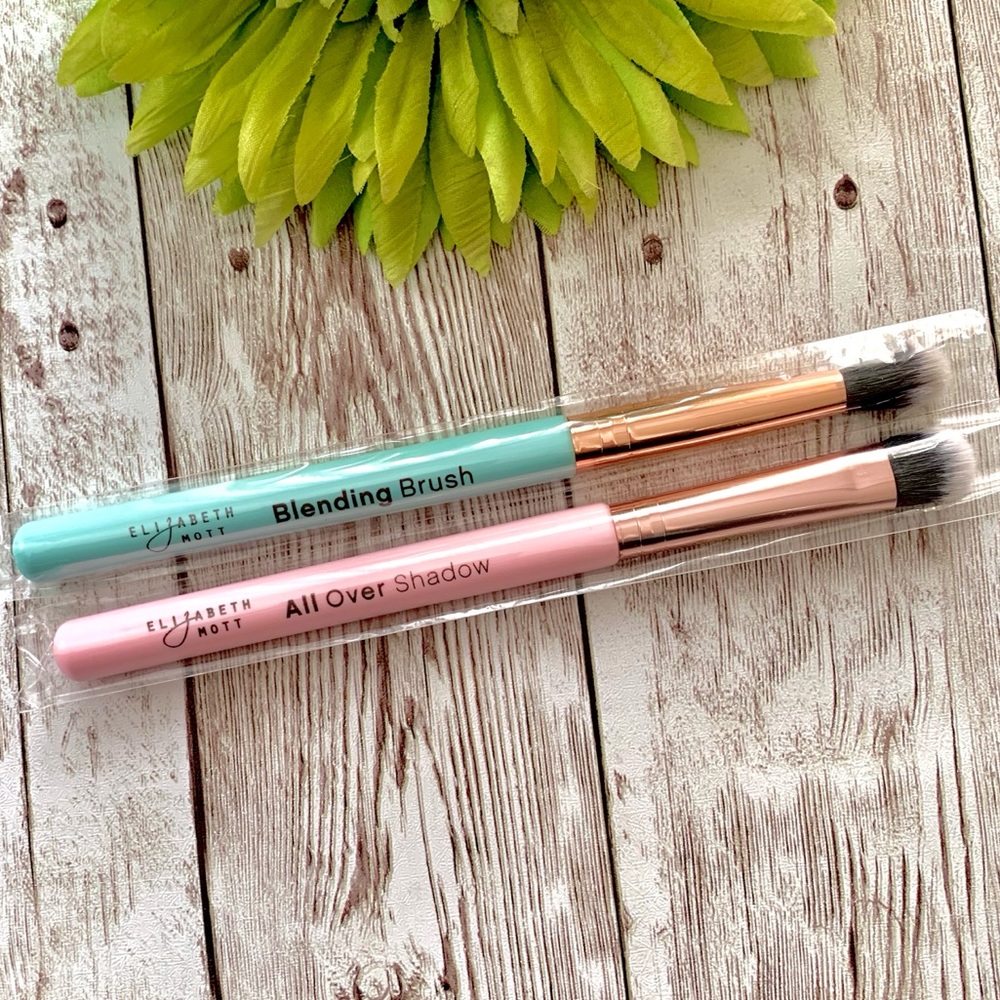 Bundle 2 Elizabeth Mott Eyeshadow Brushes